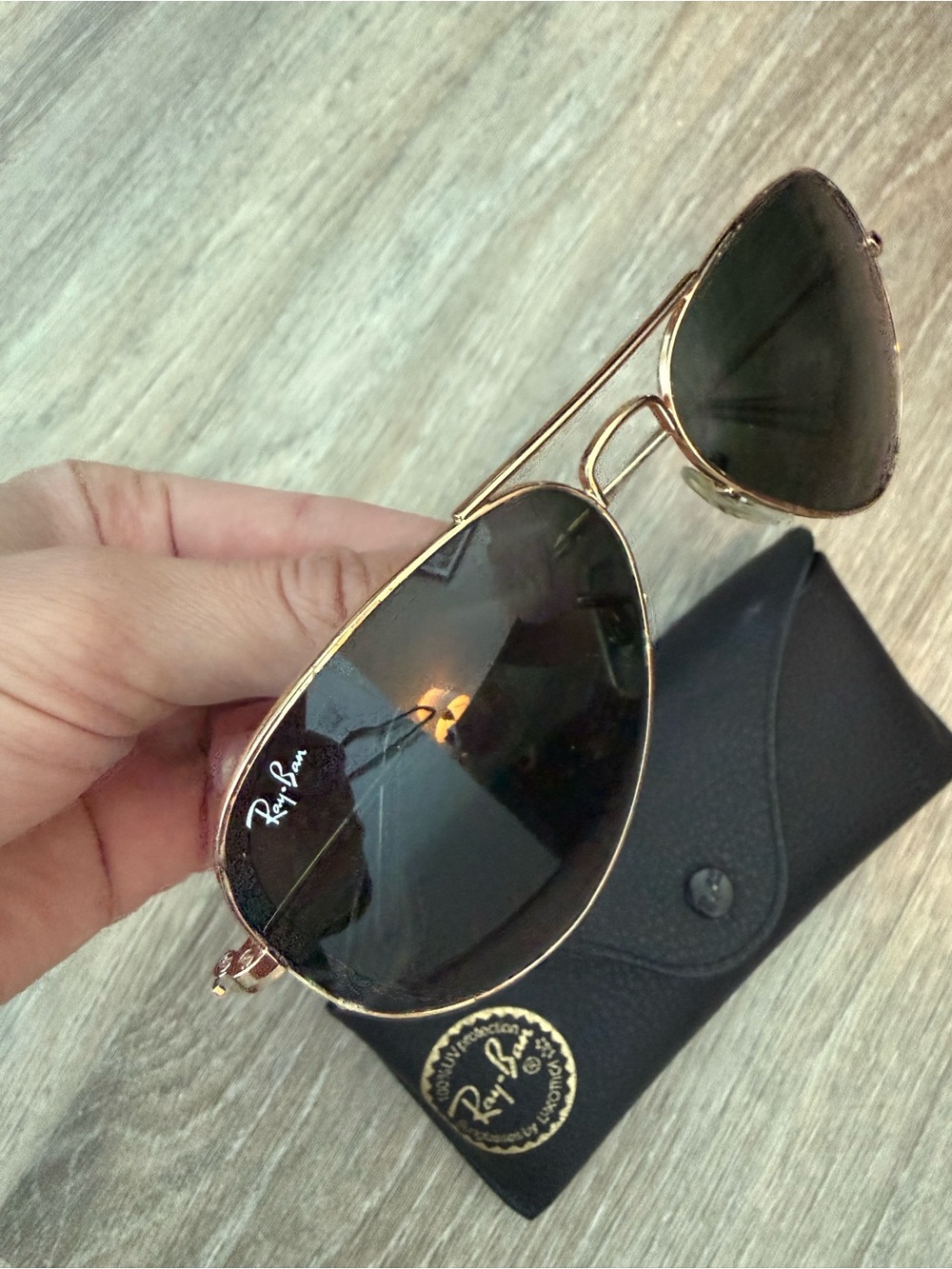 Women’s Raybans